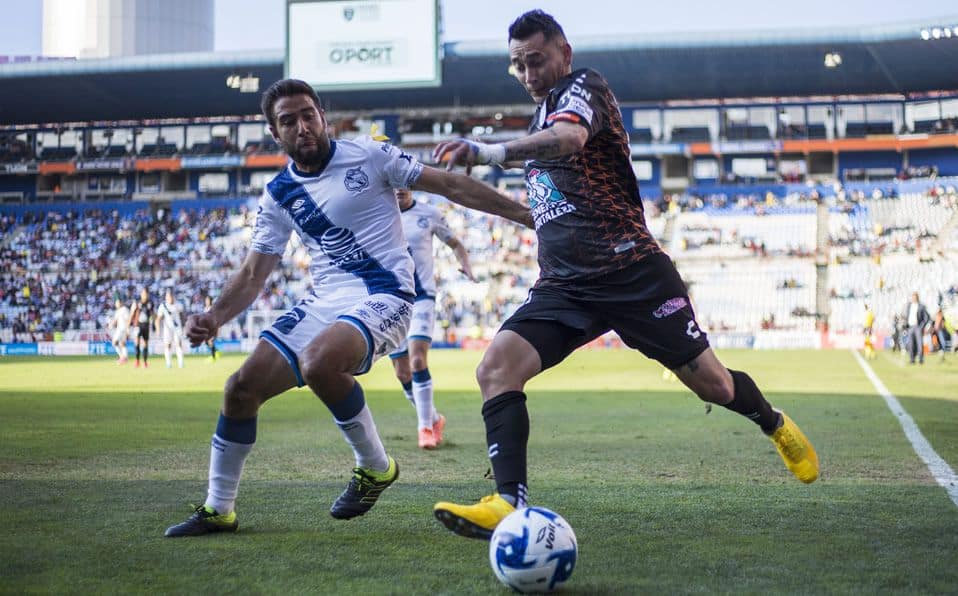 Will Pachuca Crack Under Pressure Against Puebla in the Final Game of Matchday 14?