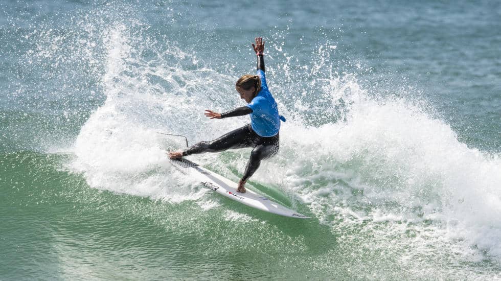 O Caparica Surf Fest Pro fazendo ondas
