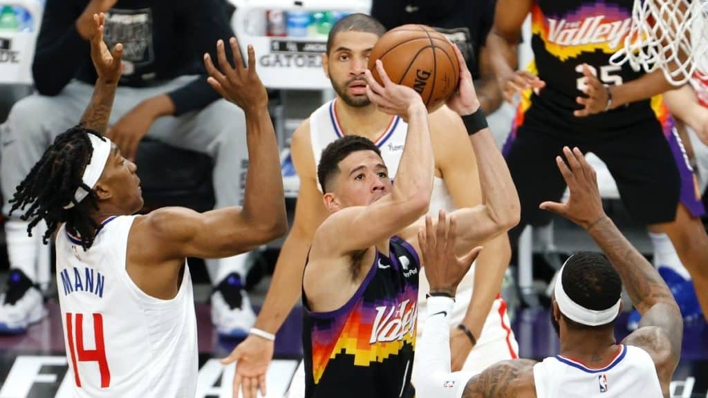 Sóis vs. Clippers