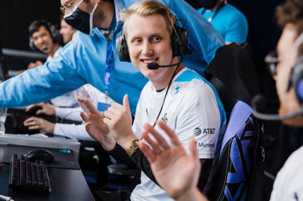 DWG Kia vs. Cloud9 – Preview and Betting Odds