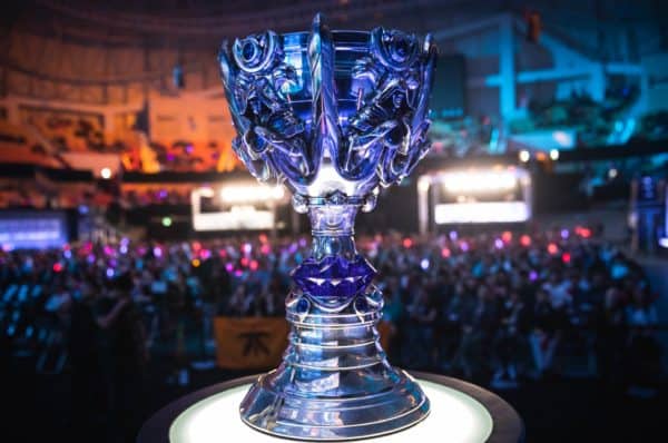 The LOL World Cup Grand Final is Finally Here: DWG KIA vs. EDward Gaming – Betting odds and Free Pick