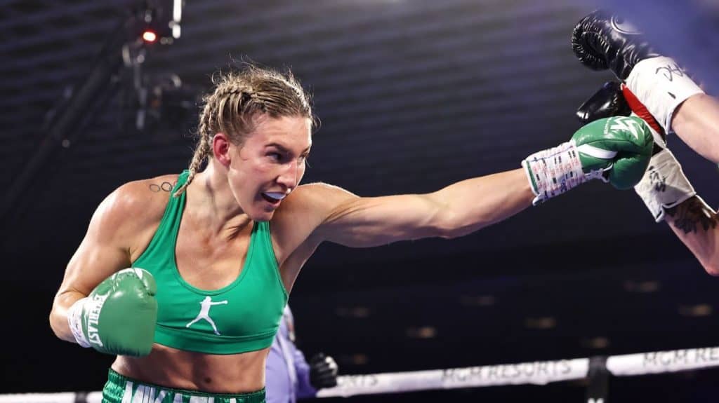 Mikaela Mayer contra Maiva Hamadouche