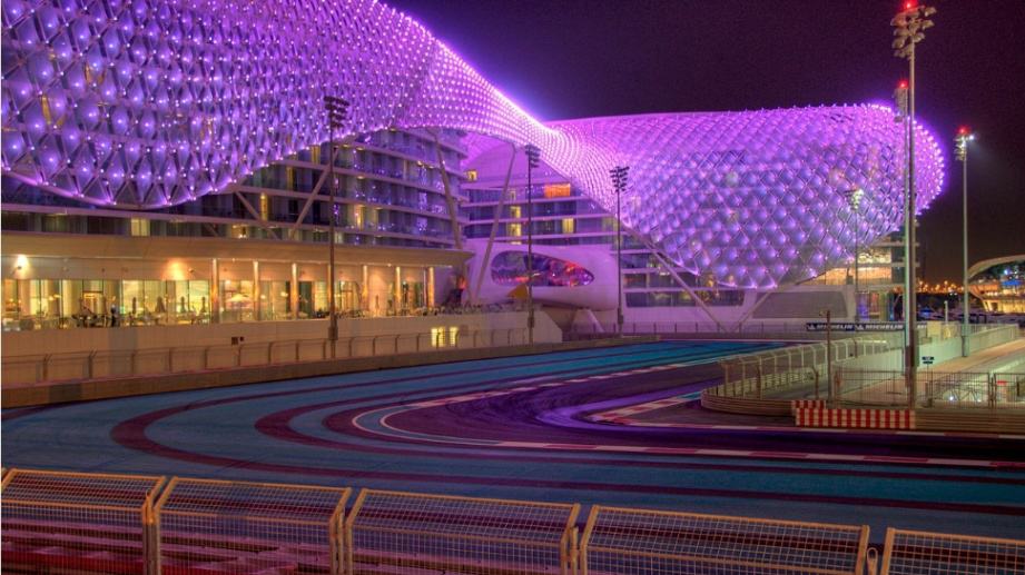 Etihad Airways Abu Dhabi GP F1 Avance Max Verstappen LEwis Hamilton