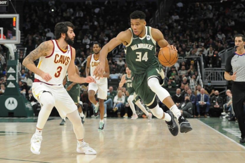 Cleveland Cavaliers vs Milwaukee Bucks 2021 22 NBA Season Odds and Free Pick