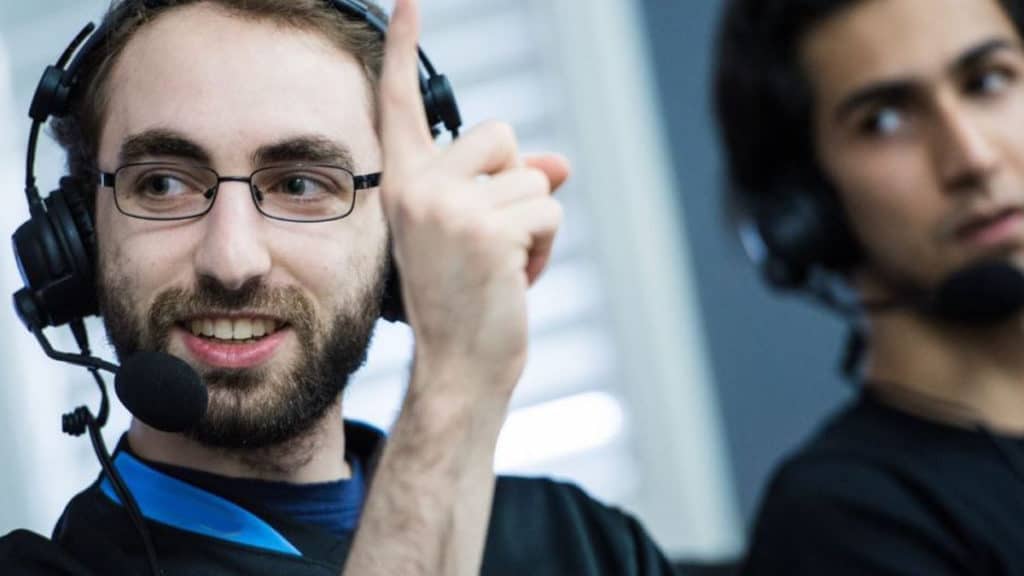 Quincy Crew vs. Equipe Imortal