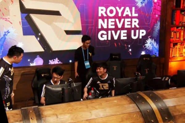 Royal Never Give Up vs. LBZS – Probabilidades de apostas e visualização