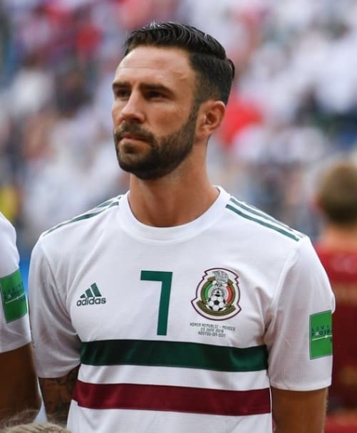 Perfil do jogador de futebol de Miguel Layun México América Monterrey Porto