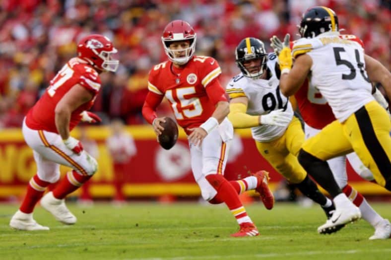 Kansas City Chiefs vs Pittsburgh Steelers 2021 Probabilidades de apuestas y elección gratuita de la NFL