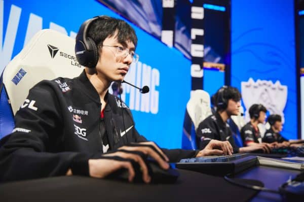 EDward Gaming vs. Invictus Gaming – Betting Odds and Preview