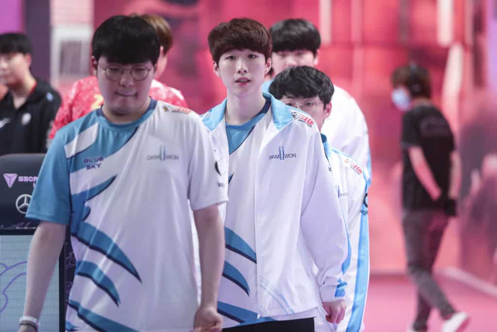 JD Gaming x Equipe WE