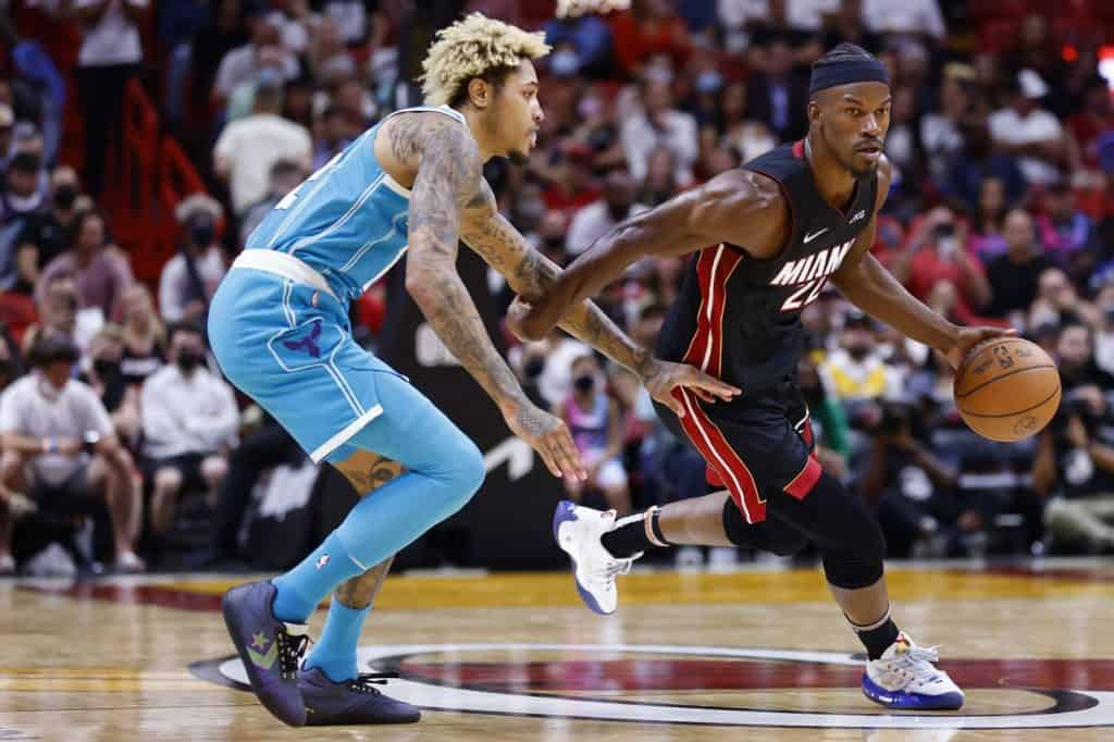 Miami Heat x Charlotte Hornets