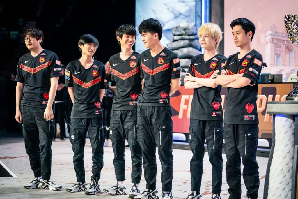 Weibo Gaming x FunPlus Phoenix