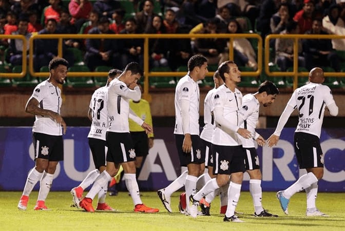 Avaí x Corinthians Brasileirao Série A Probabilidades de aposta e escolha grátis