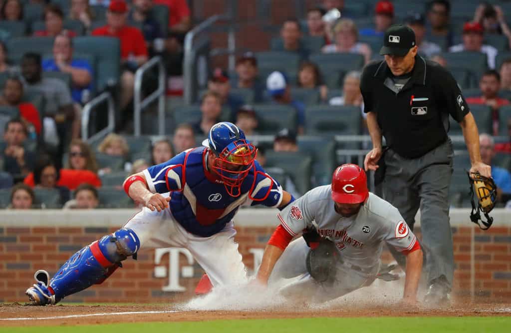 Rojos contra Bravos