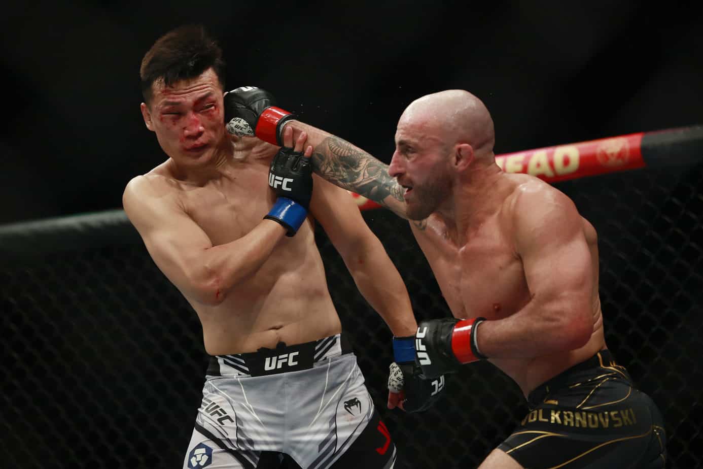 UFC 273: Volkanovski vs. El zombi coreano – Resumen