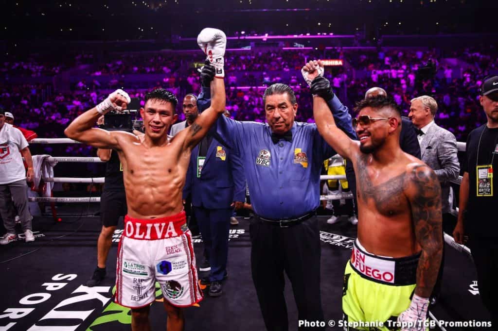 Abner Mares vs. Miguel Flores