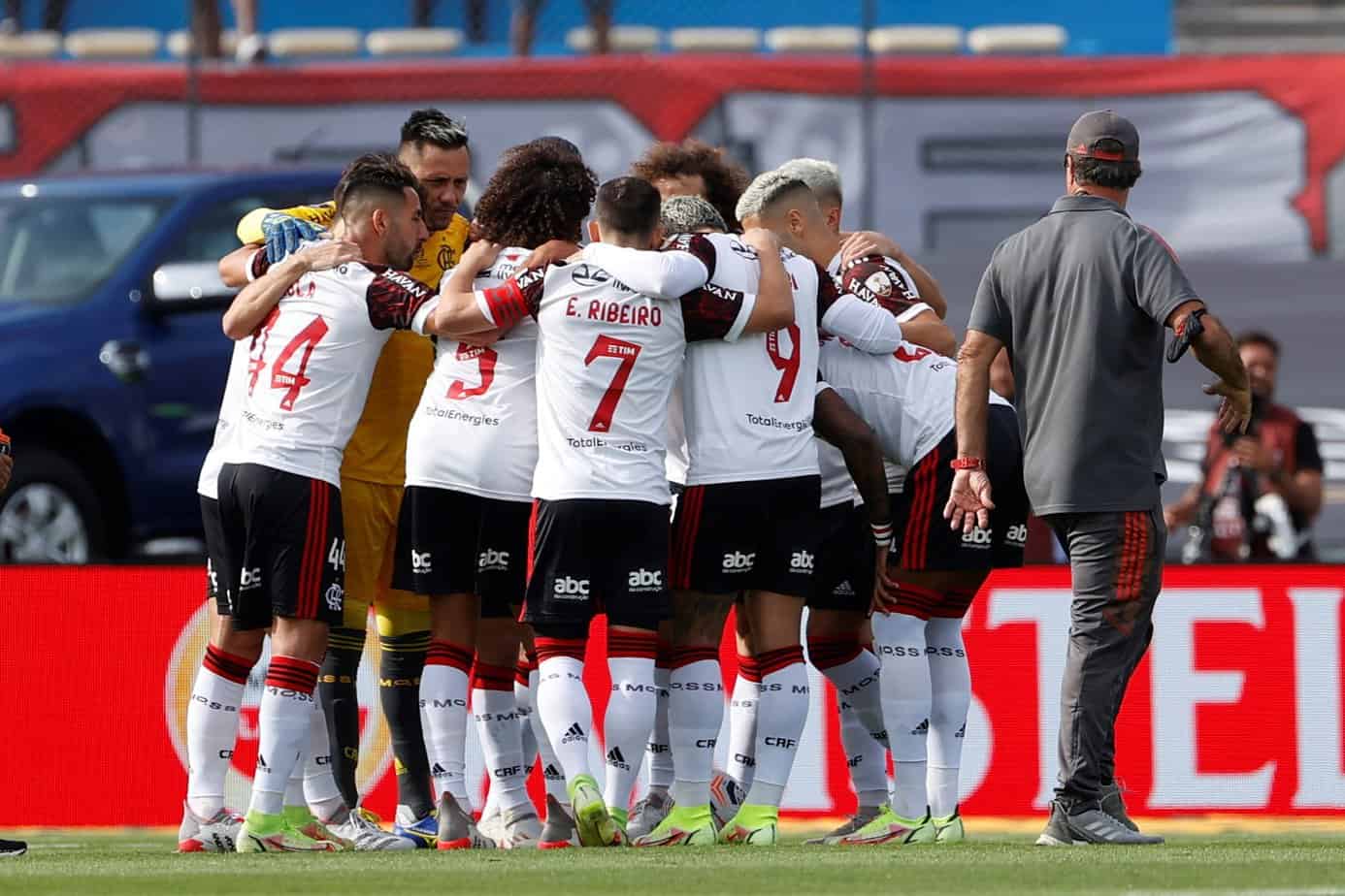 Flamengo x Ceará – Probabilidades de apostas e escolhas grátis