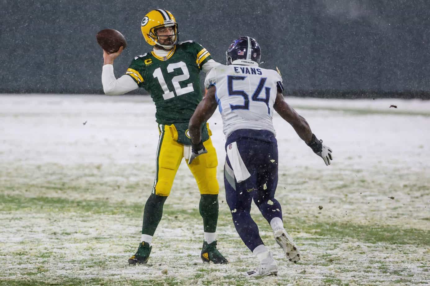 Titans at Packers in TNF Betting Odds and Free Pick