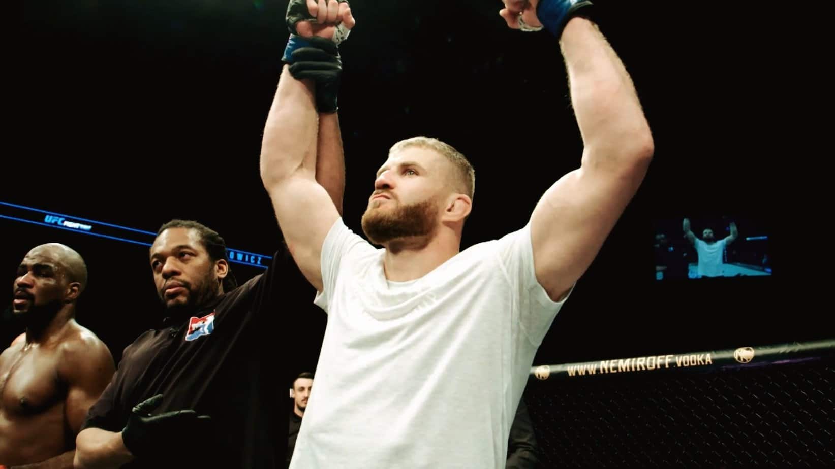 UFC 282: Błachowicz x Ankalaev – Probabilidades de apostas e escolhas de cartas de luta