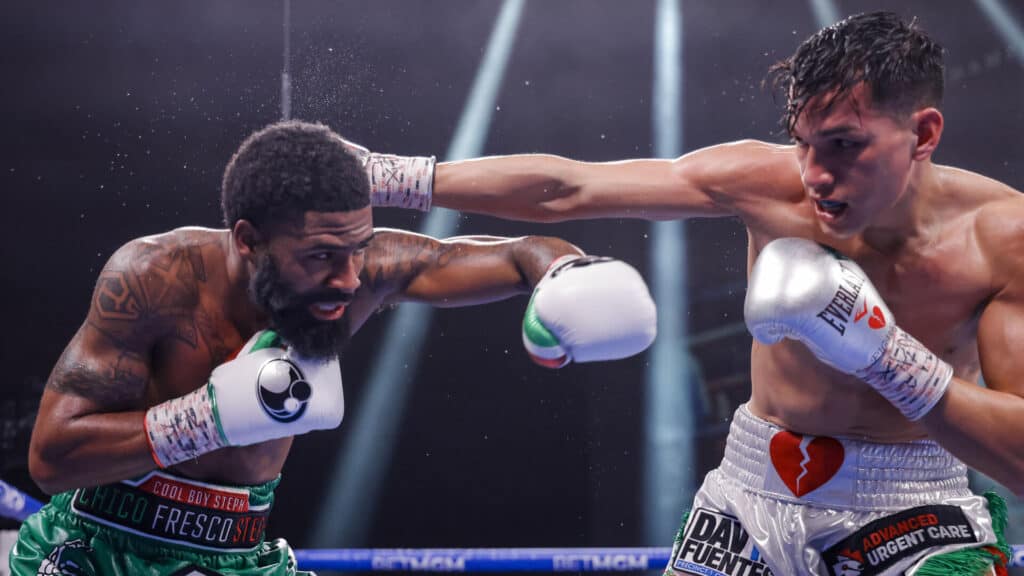 Brandon Figueroa vs. Mark Magsayo