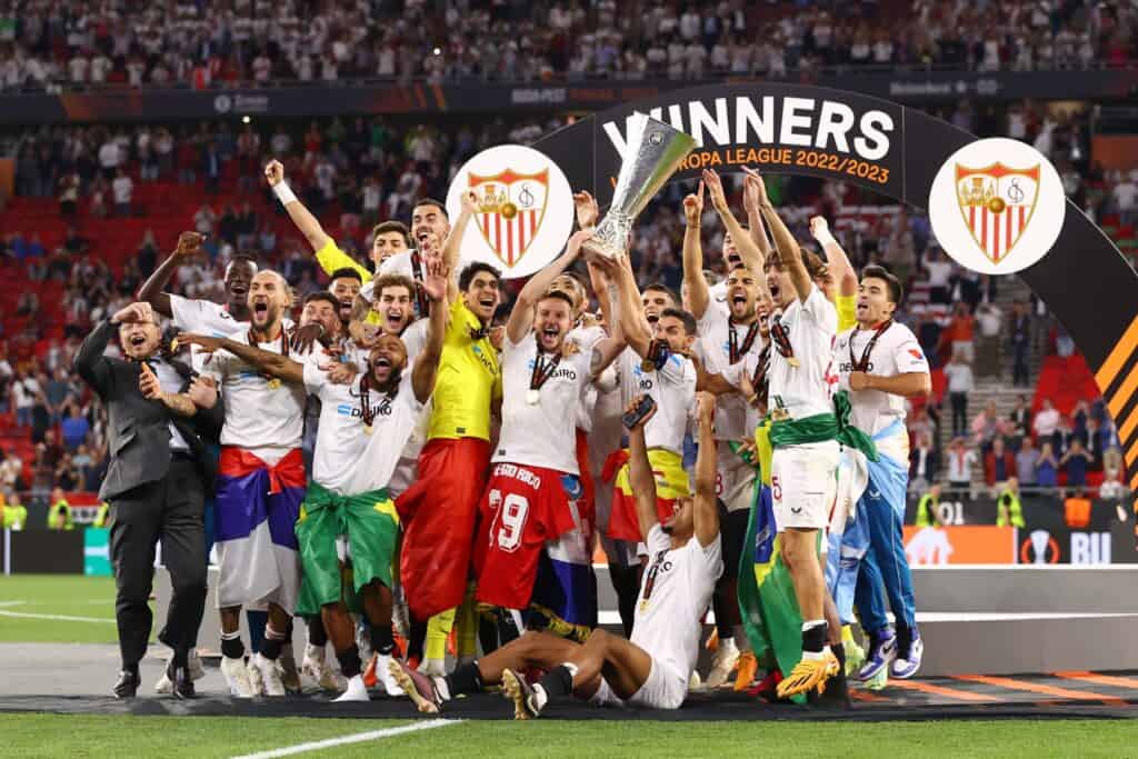 Europa League Final Roundup: Roma 1(1)-(4)1 Sevilla