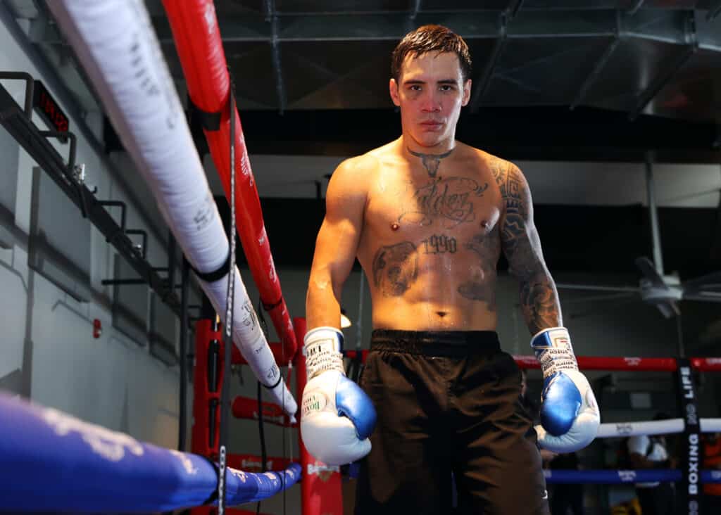 Emanuel Navarrete vs. Oscar Valdez