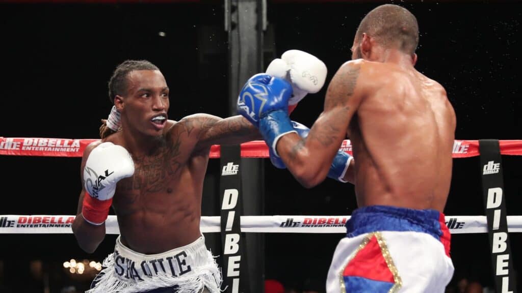 O'Shaquie Foster vs. Eduardo Hernandez