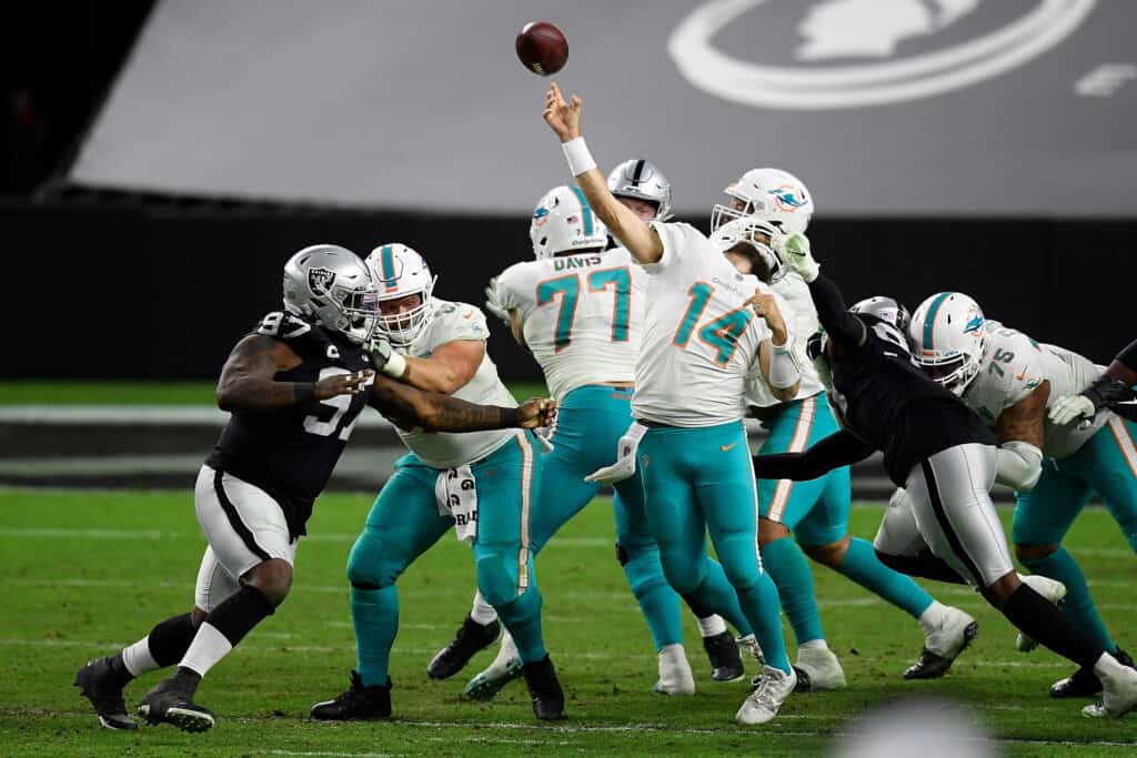 Dolphins vs. Raiders